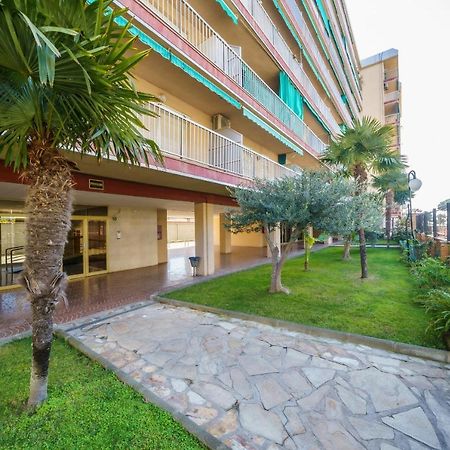 Homeholidaysrentals Nice - Costa Barcelona Малграт де Мар Екстериор снимка