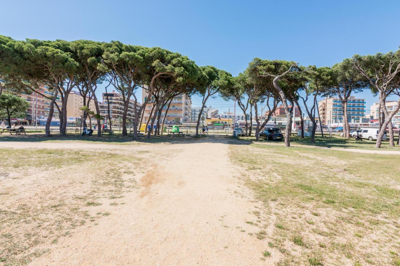 Homeholidaysrentals Nice - Costa Barcelona Малграт де Мар Екстериор снимка
