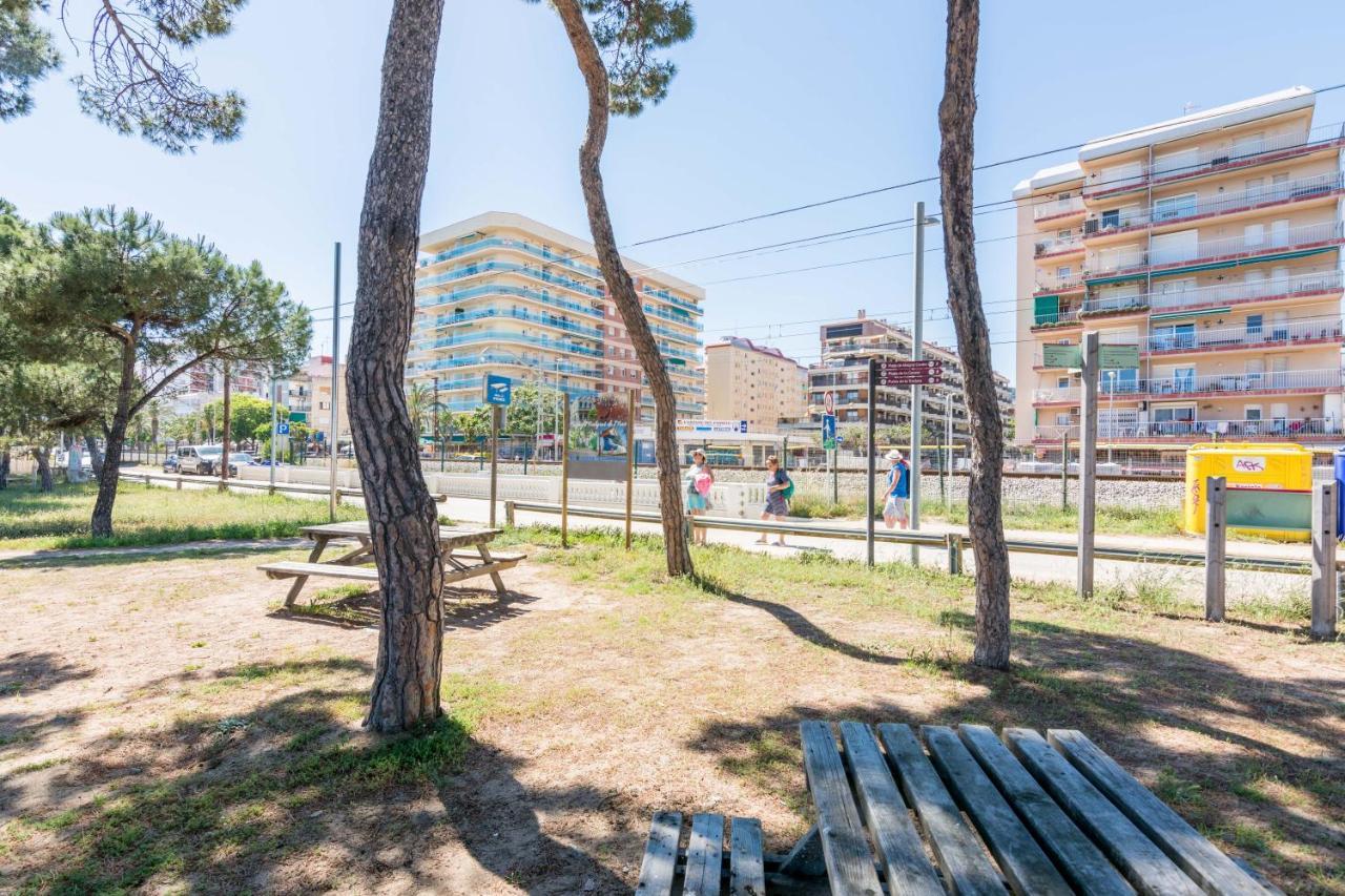 Homeholidaysrentals Nice - Costa Barcelona Малграт де Мар Екстериор снимка
